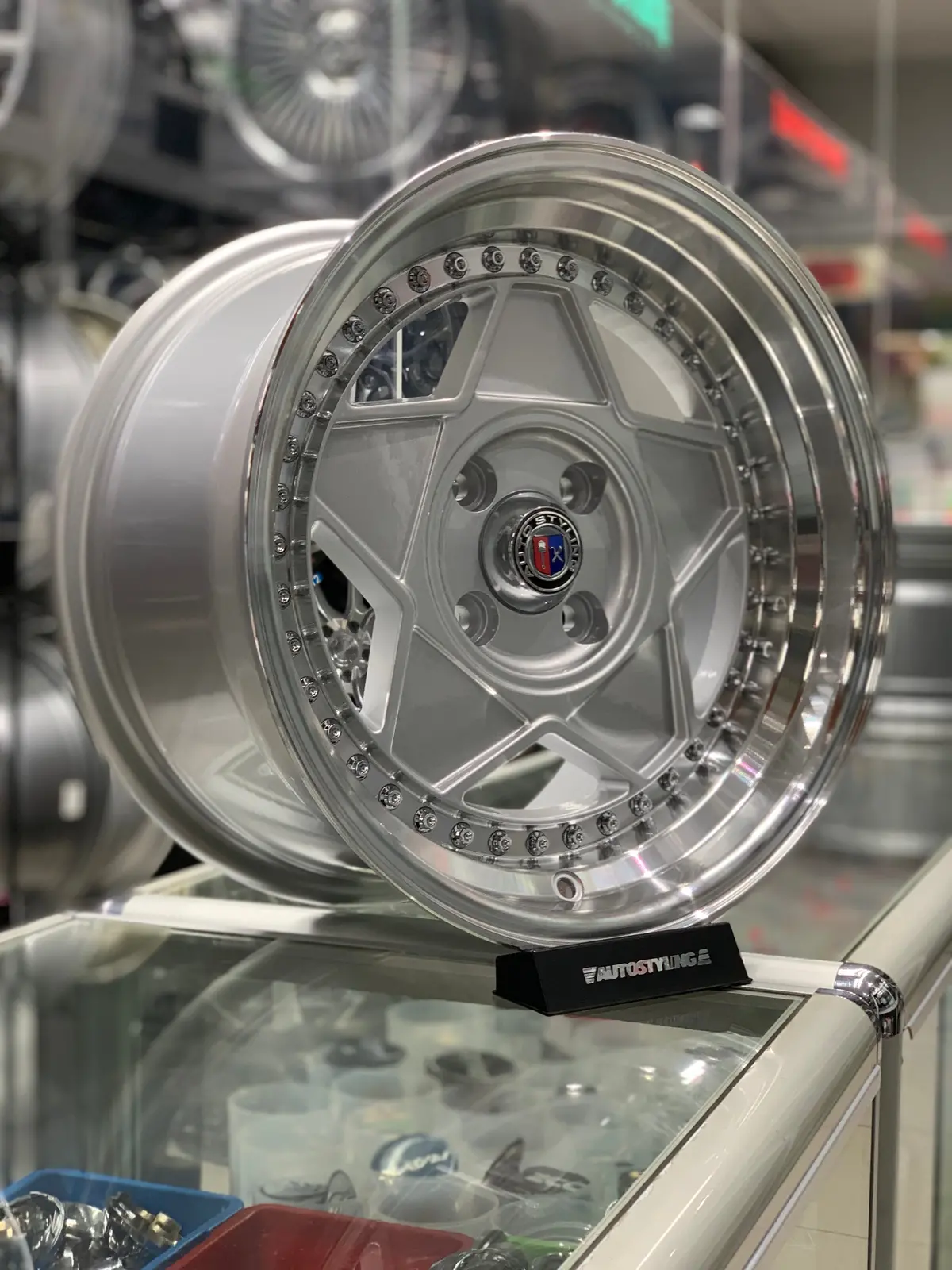 15” As-Modena Silver 1