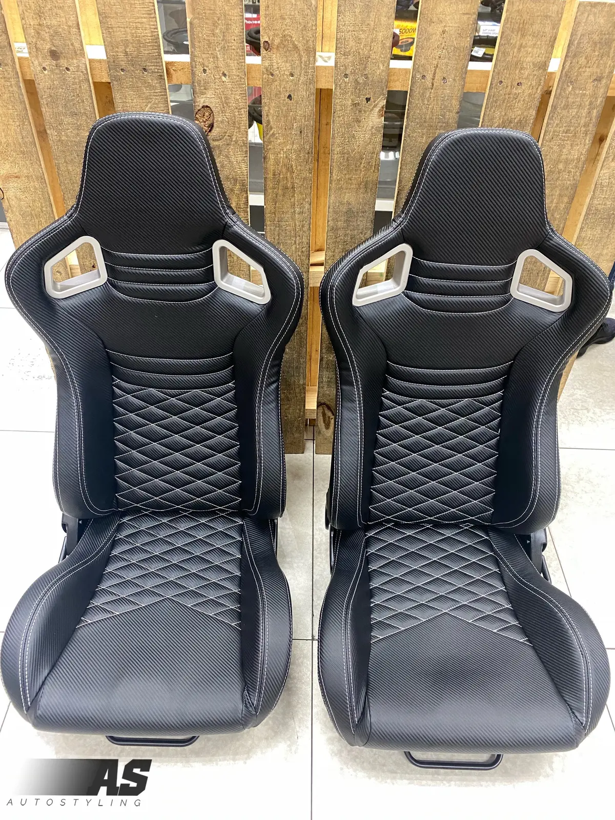 As Wingback Seats (D) Carbon Look 1