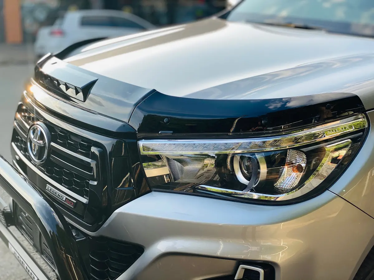 Hilux Revo Gravel Guard Bonnet Protector Gloss Black 1