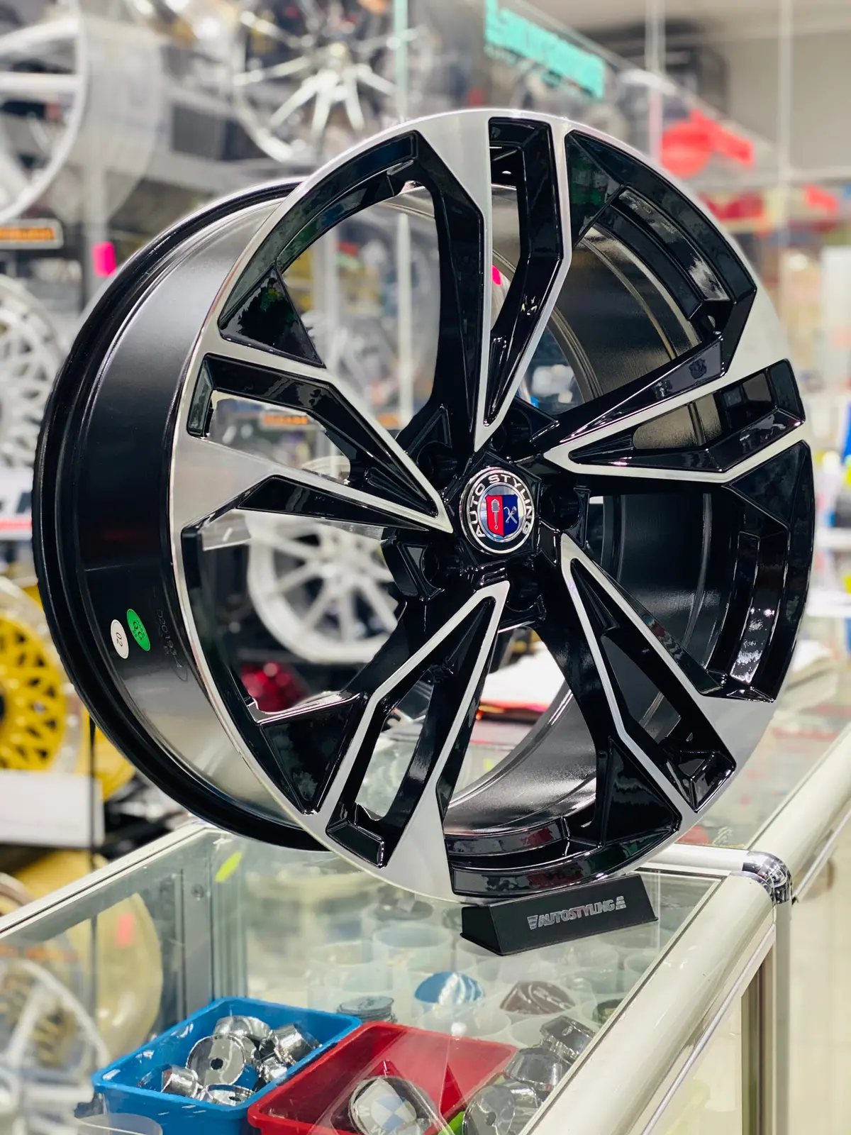 19” As- Vap 30 5/112 Black 1