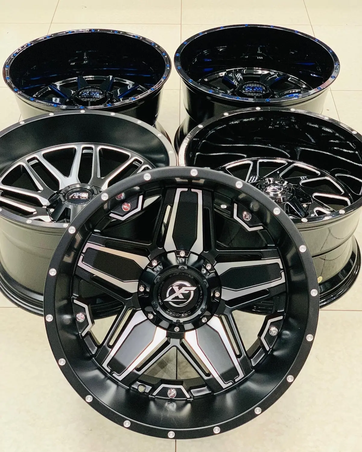 20” As-5343 20X12j Gloss Black/ Silver 1