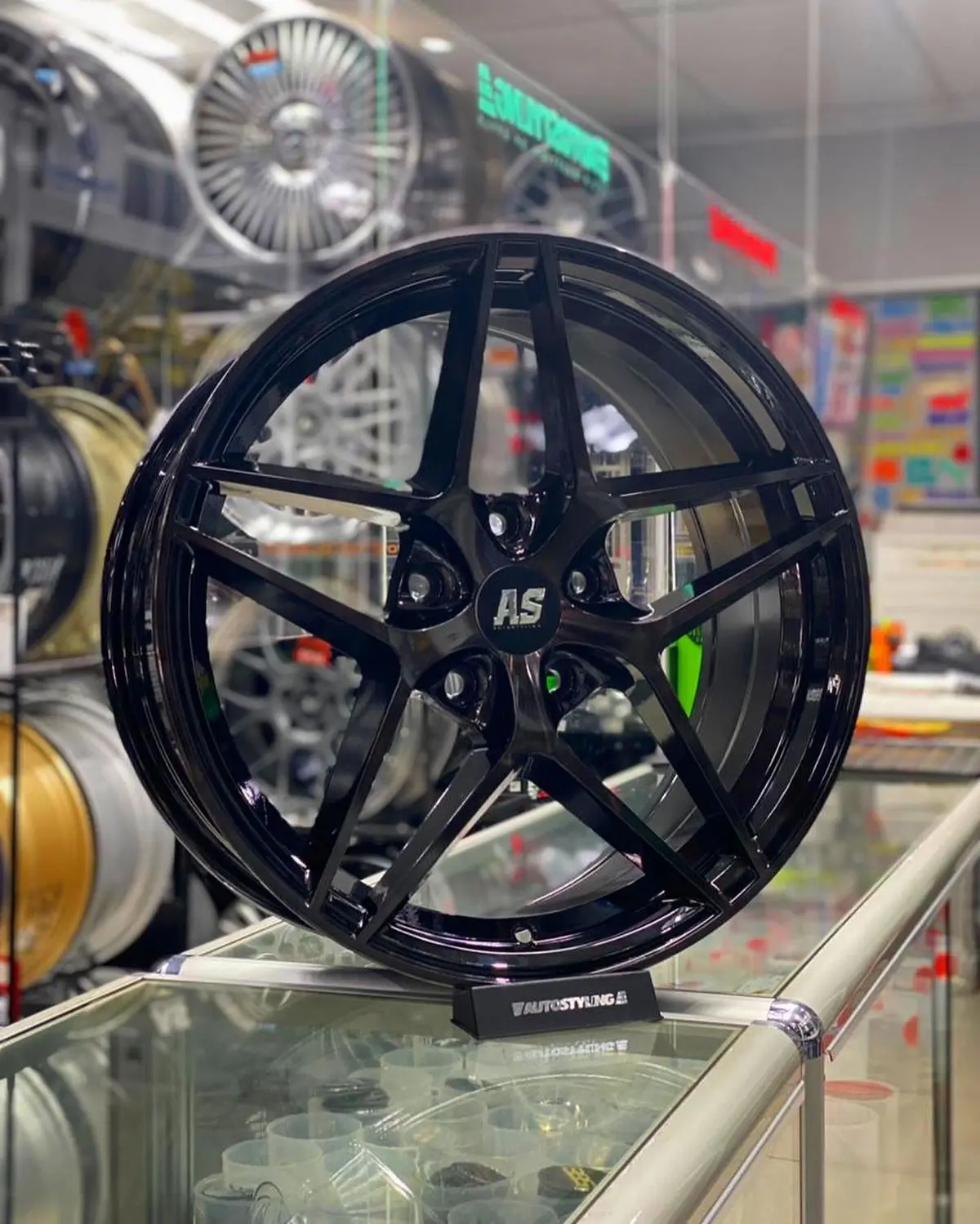 18” Madrid 5X120 1