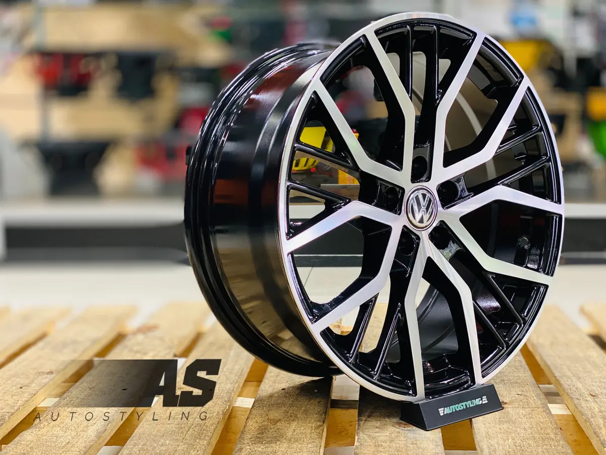 17” As- Vap 5/100 Black Machine Face 1