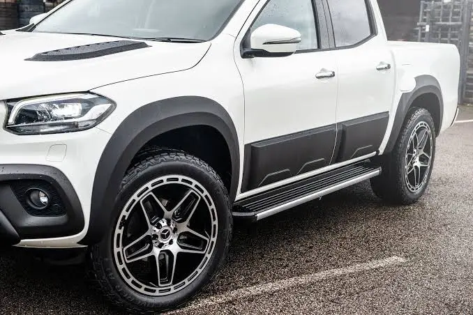 X Class Plastic Wheel Arches 1