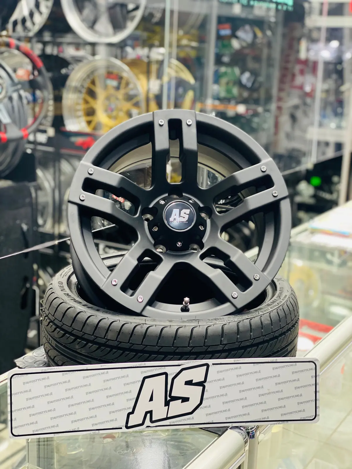 15” As M1730 5/114 Bakkie Rims 1