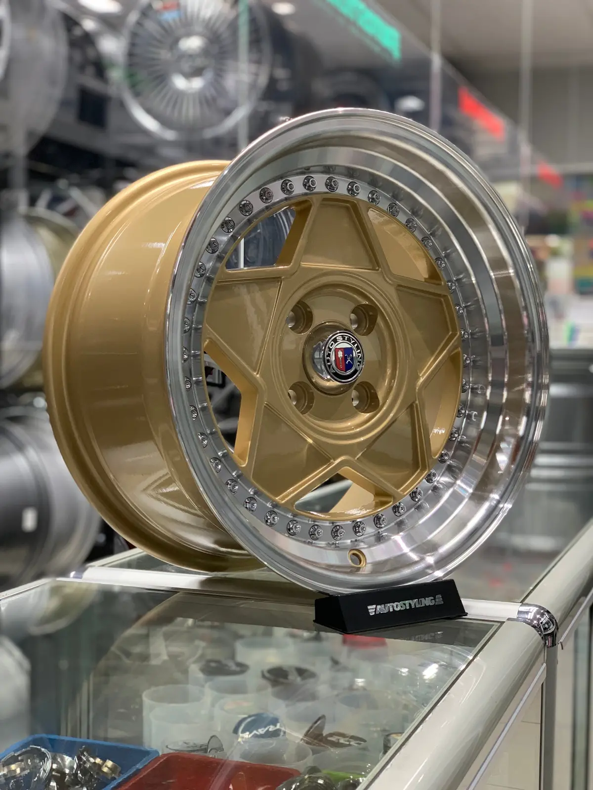 15” As-Modena Gold 1