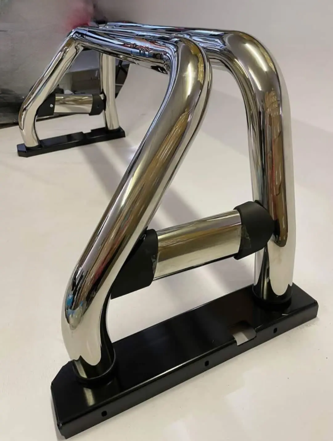 Ford Ranger 2012- 2018 & Toyota Hilux Revo 2015+ Roll Bar Chrome 1