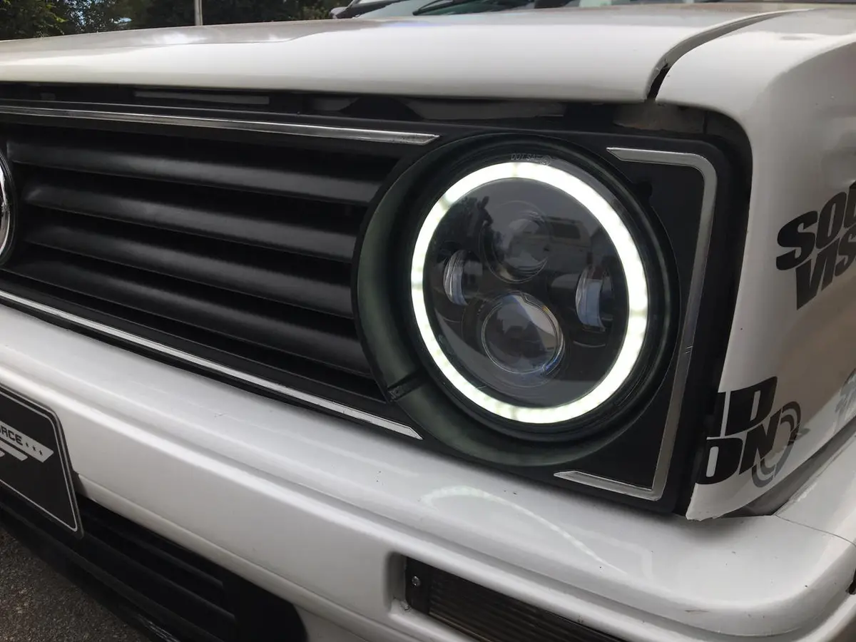 Jeep Style 7 Inch Headlights 1