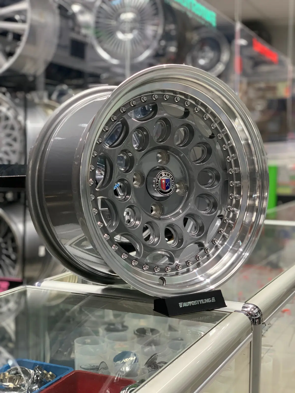 15” As-5704 Gunmetal 1