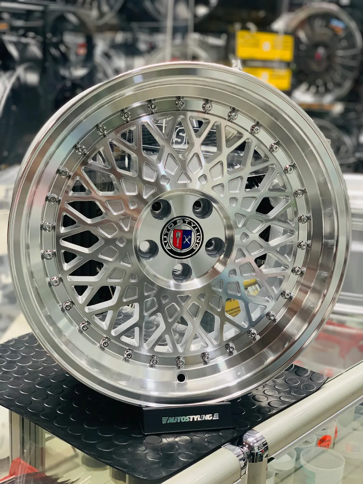 17” As-Razor 5/100 Silver Wheels 1