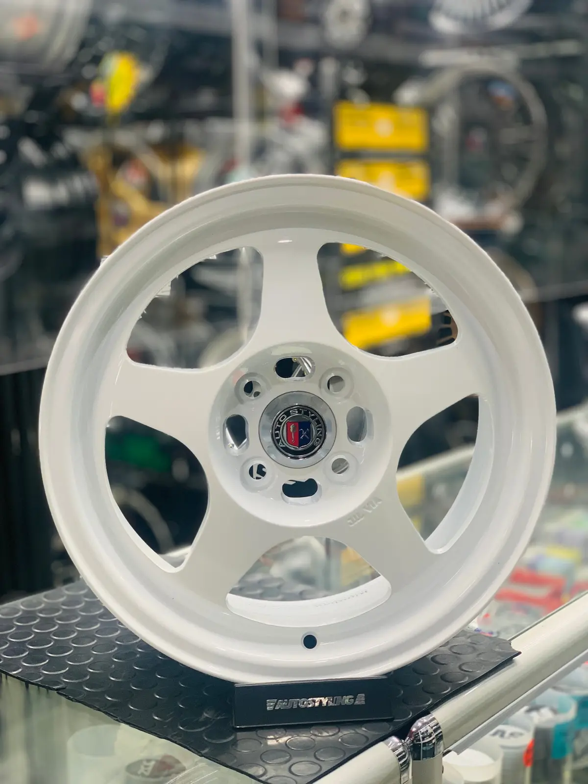 15” As- Spoons White 7J 1