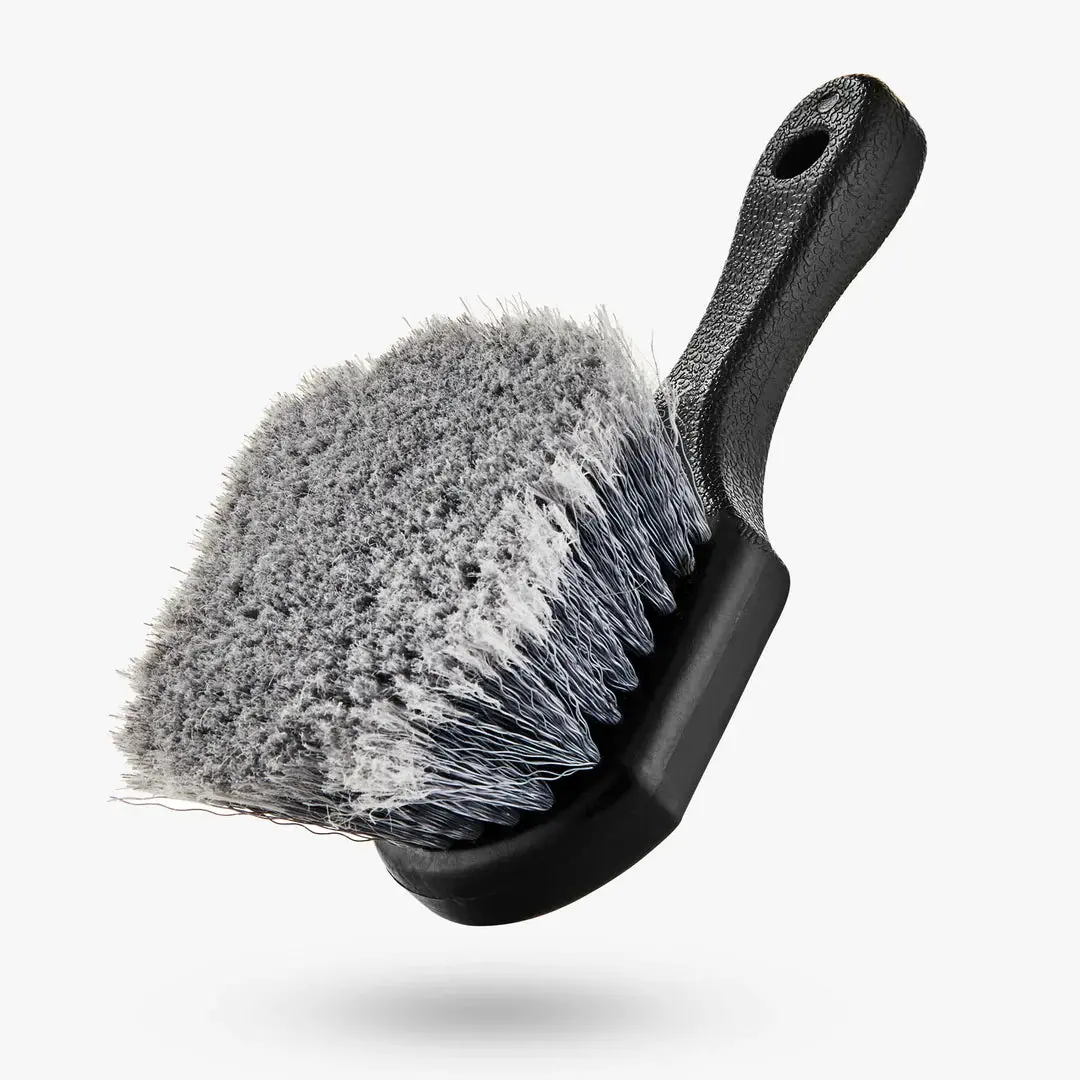 Detailease Wheel & Engine Brush 2