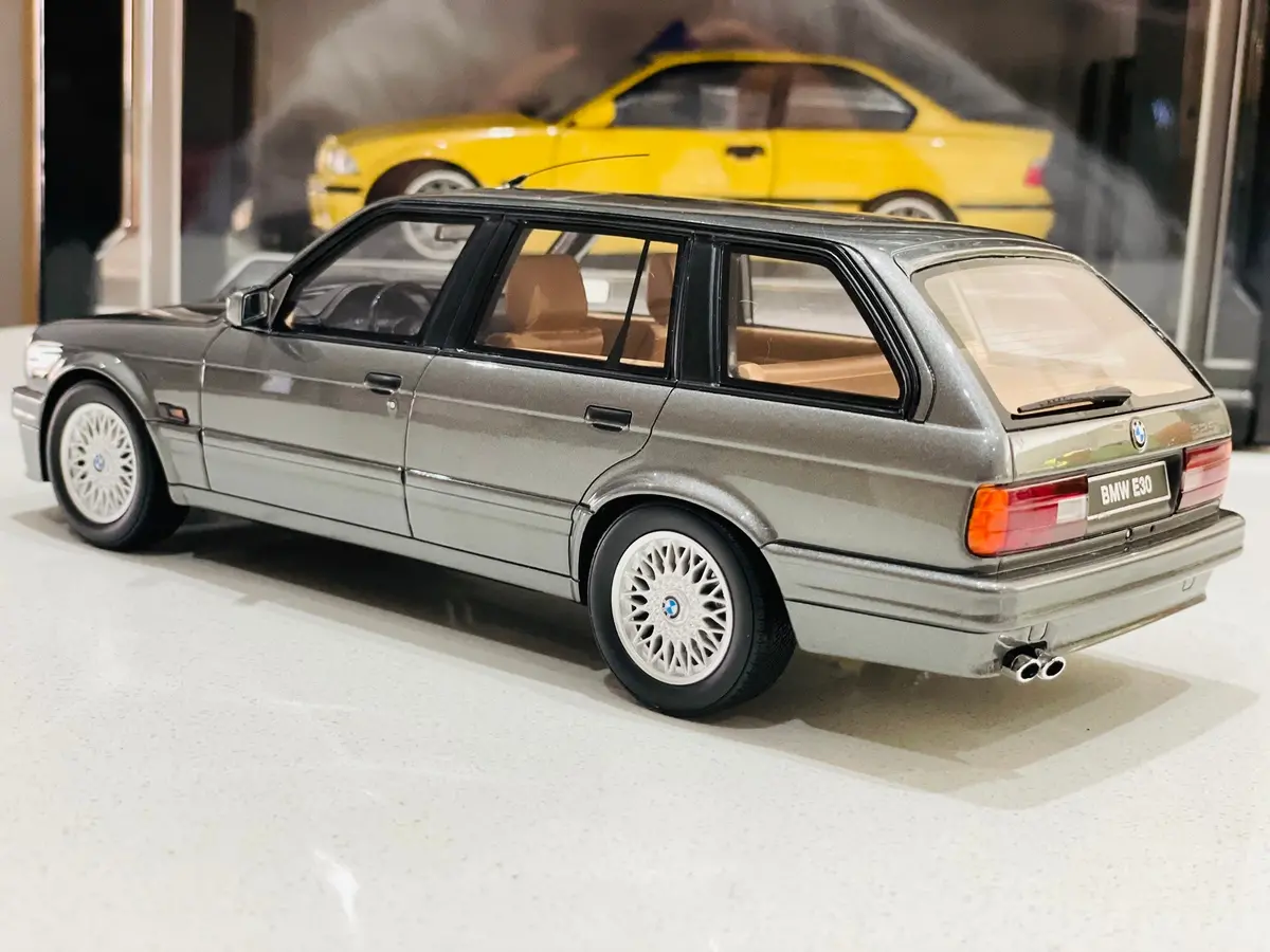 As Sneaker / Model Car Display Box Black 1