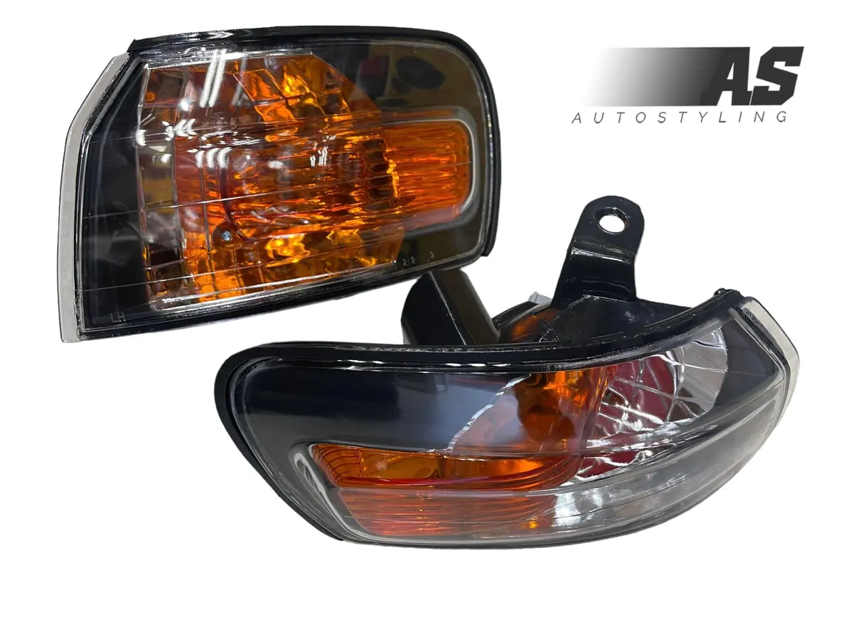 Toyota Corolla Rsi 95-98 Blk/Chrome Orange Corner Lamps Sold In Pair 1