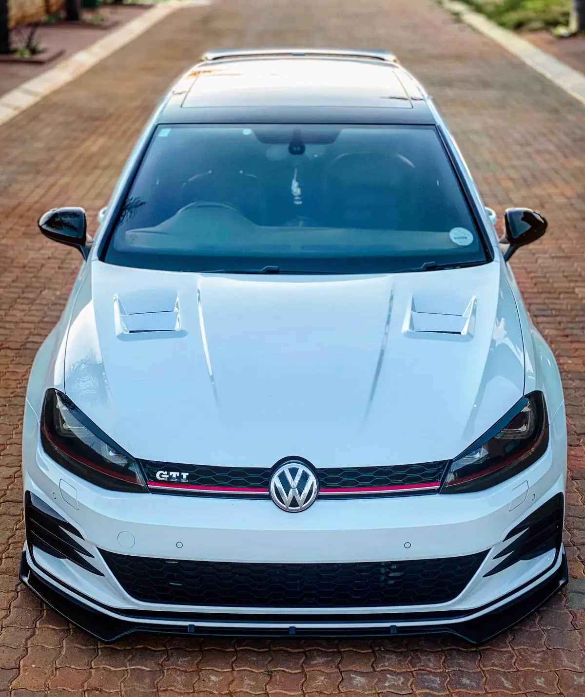 Vw Golf Mk7 Aspec Bonnet 1