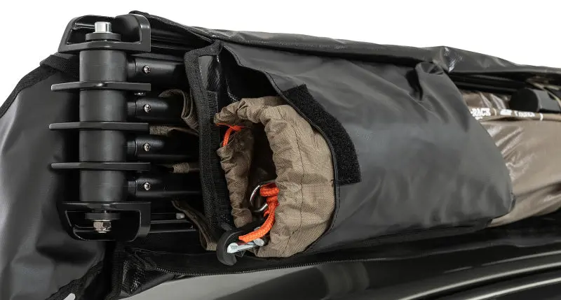 Rhino-Rack Batwing Compact Awning – Right-Hand Mount 1